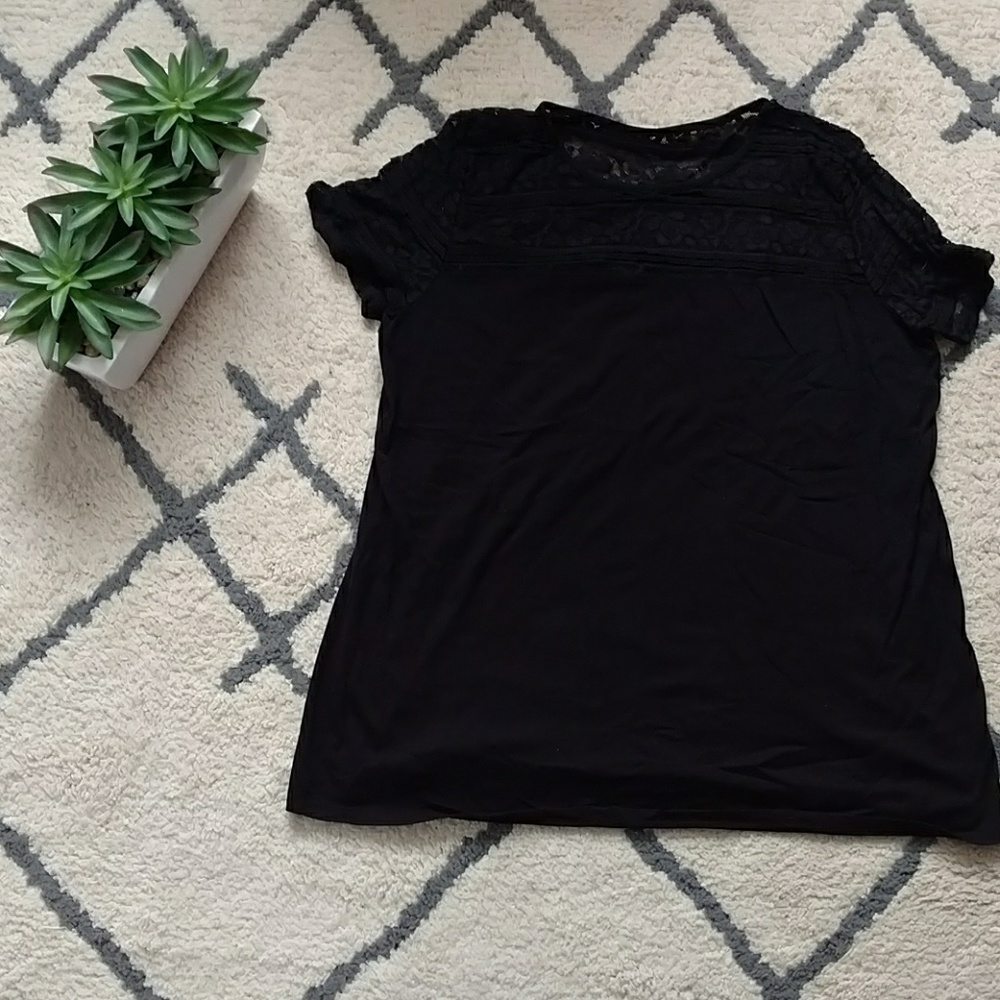 Torrid Lace Embellishment Short Sleeve Size 2